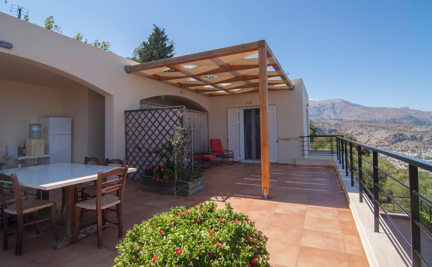 Villa Dio Petres Kroustas Ngoại thất bức ảnh