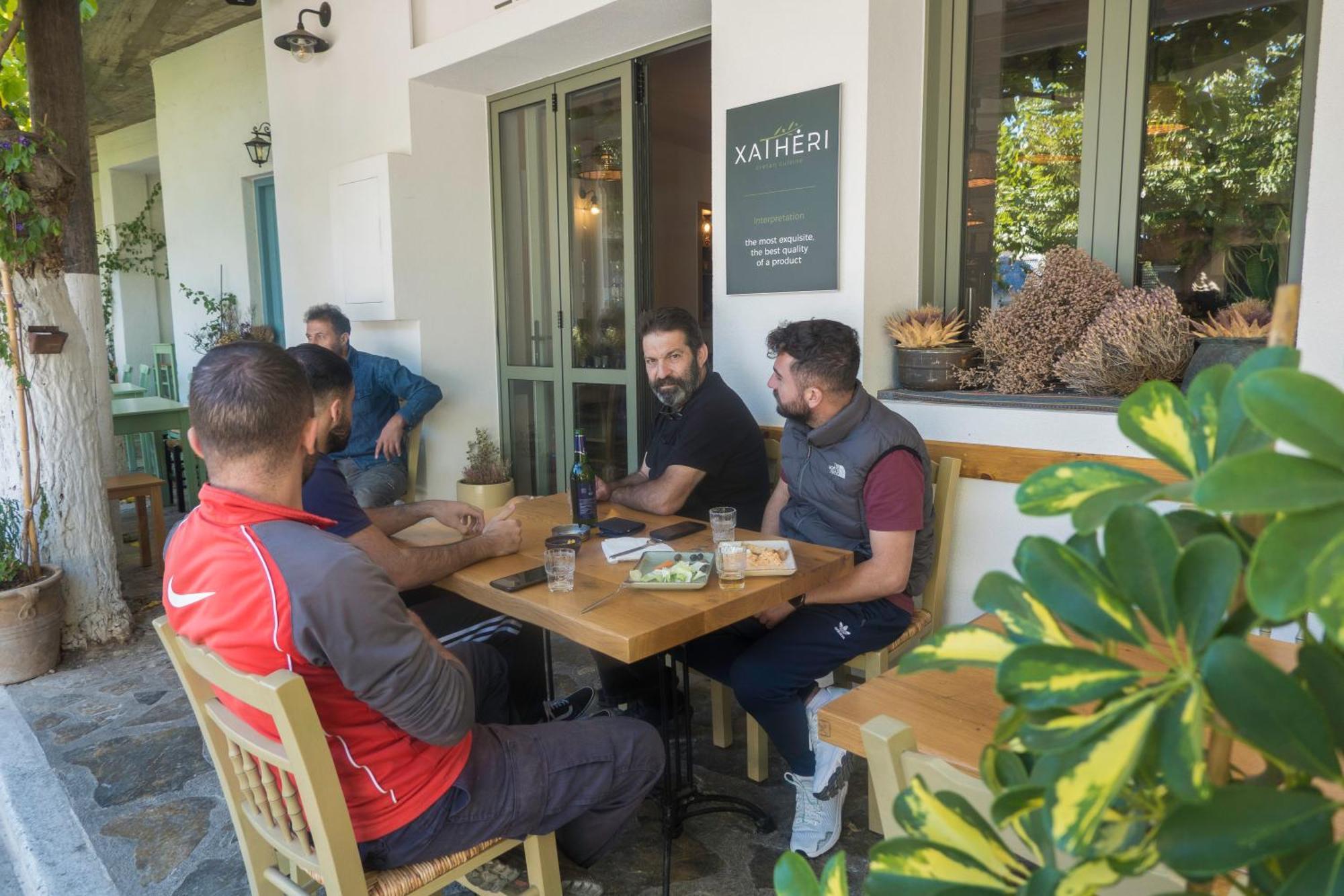 Villa Dio Petres Kroustas Ngoại thất bức ảnh