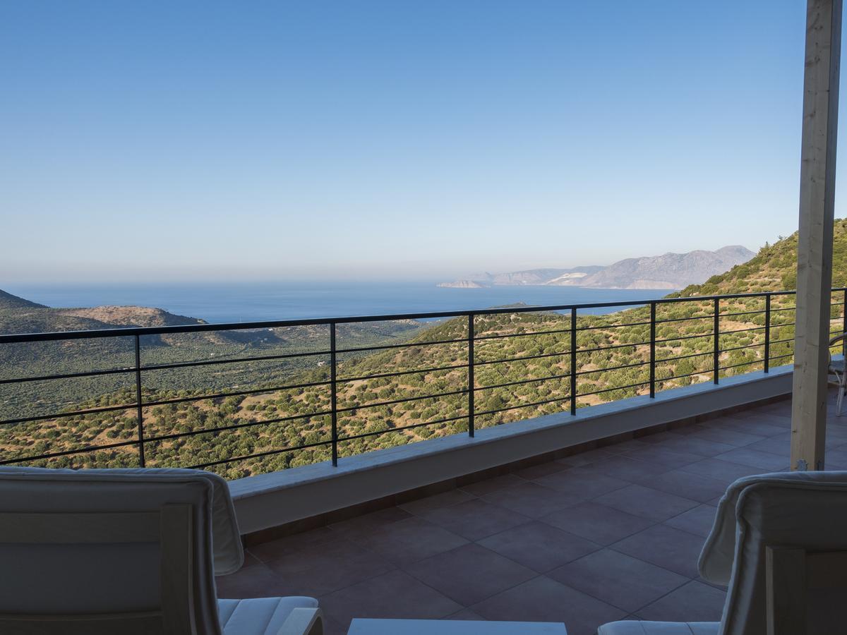 Villa Dio Petres Kroustas Ngoại thất bức ảnh