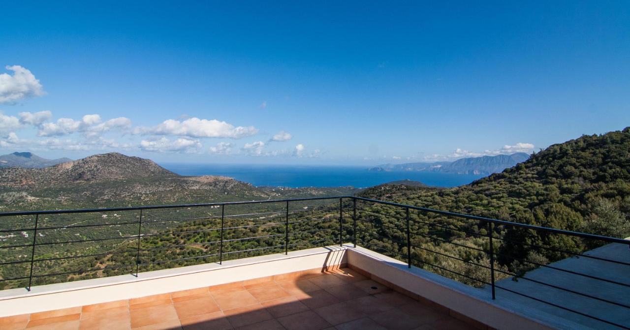 Villa Dio Petres Kroustas Ngoại thất bức ảnh