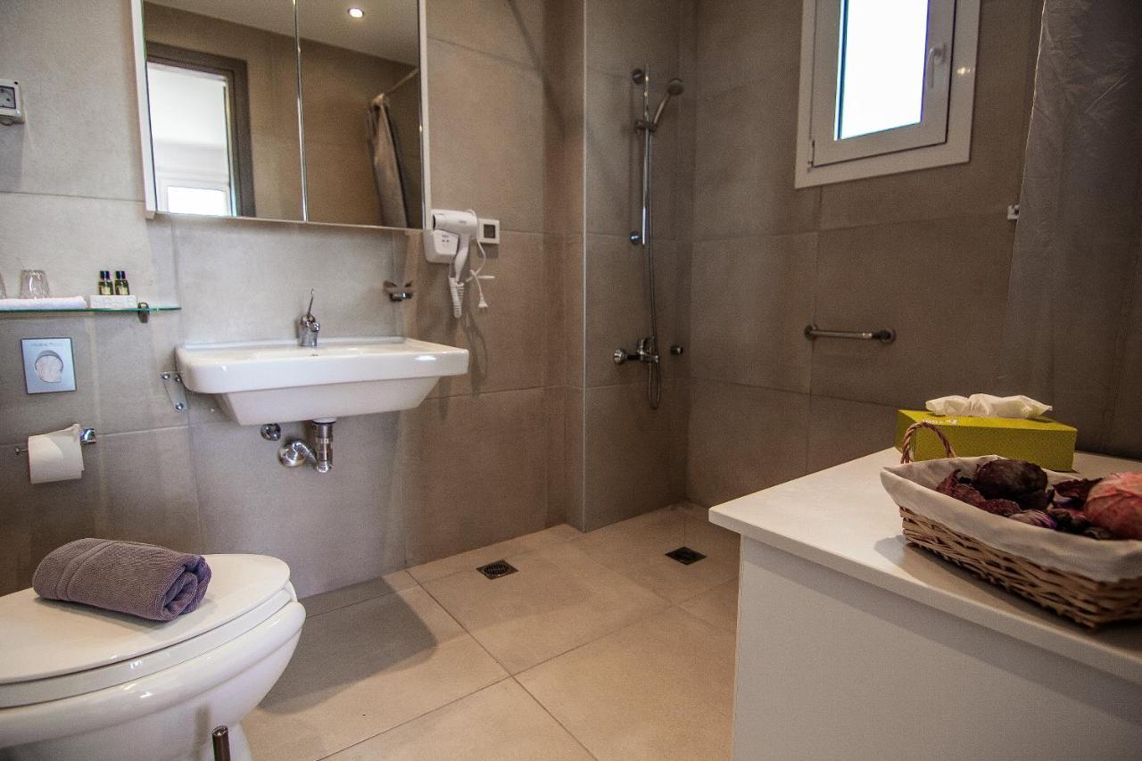 Villa Dio Petres Kroustas Ngoại thất bức ảnh