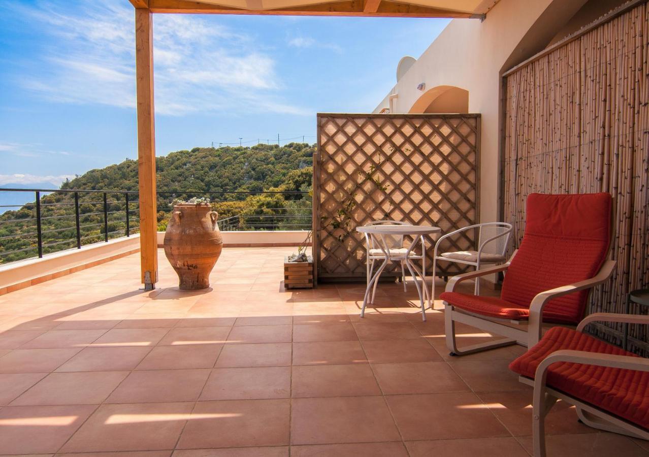 Villa Dio Petres Kroustas Ngoại thất bức ảnh