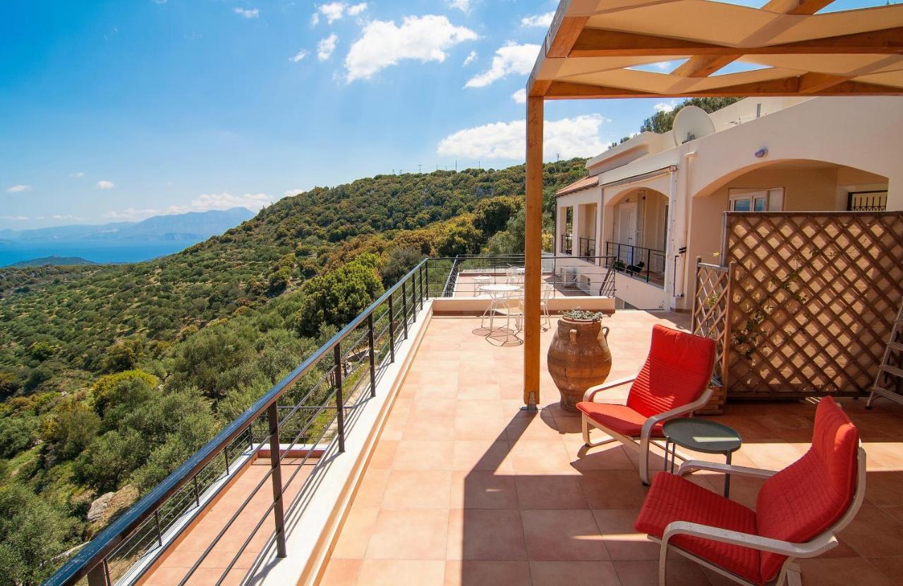 Villa Dio Petres Kroustas Ngoại thất bức ảnh