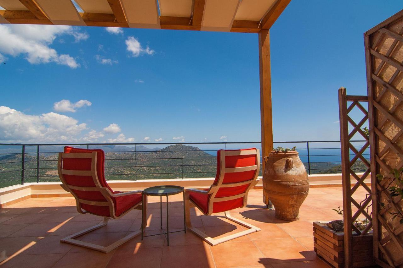 Villa Dio Petres Kroustas Ngoại thất bức ảnh