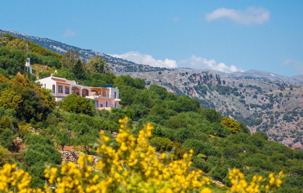 Villa Dio Petres Kroustas Ngoại thất bức ảnh